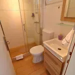 Prázdninový dům Cozy Sea View House With Pool Zavalatica